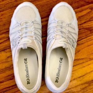 Skechers white slip on sneakers